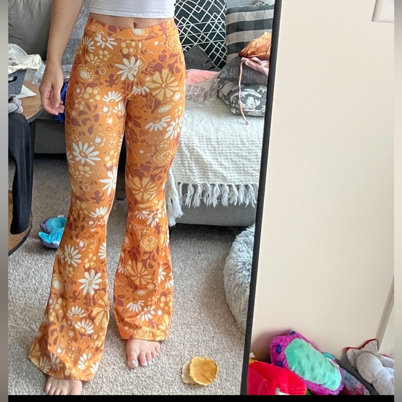 Retro floral flare pants - Picture 3 of 3